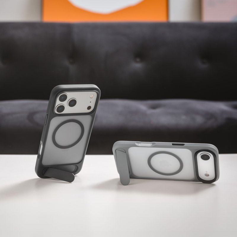 iPhone 17 EasyStand M 磁吸支架防摔手机壳 - 手机壳/手机套 - 塑料 