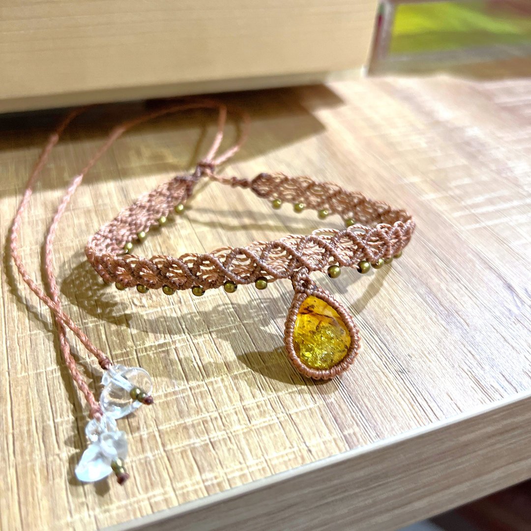 Crystoria Stone | Macrame | 南美蜡线 | 项链 | 黄水晶 - 项链 - 宝石 卡其色
