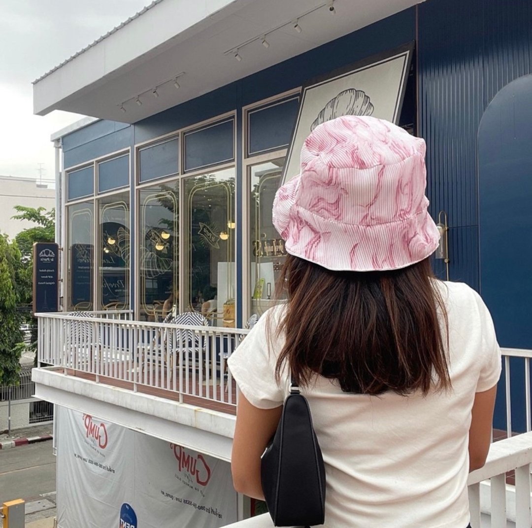 Wyllabrand Plissé bucket hat Cherry blossom Latte - 帽子 - 其他材质 蓝色