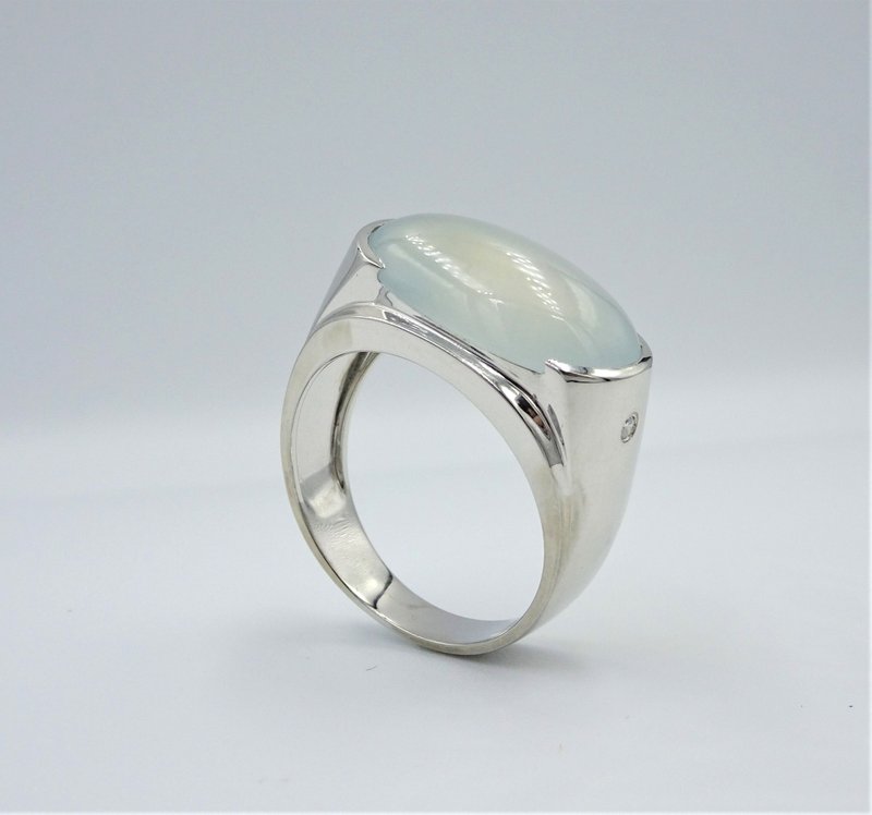 翠艺宝 冰晴种水大气马鞍男戒 14K【仁爱精品店】 - 戒指 - 玉石 白色