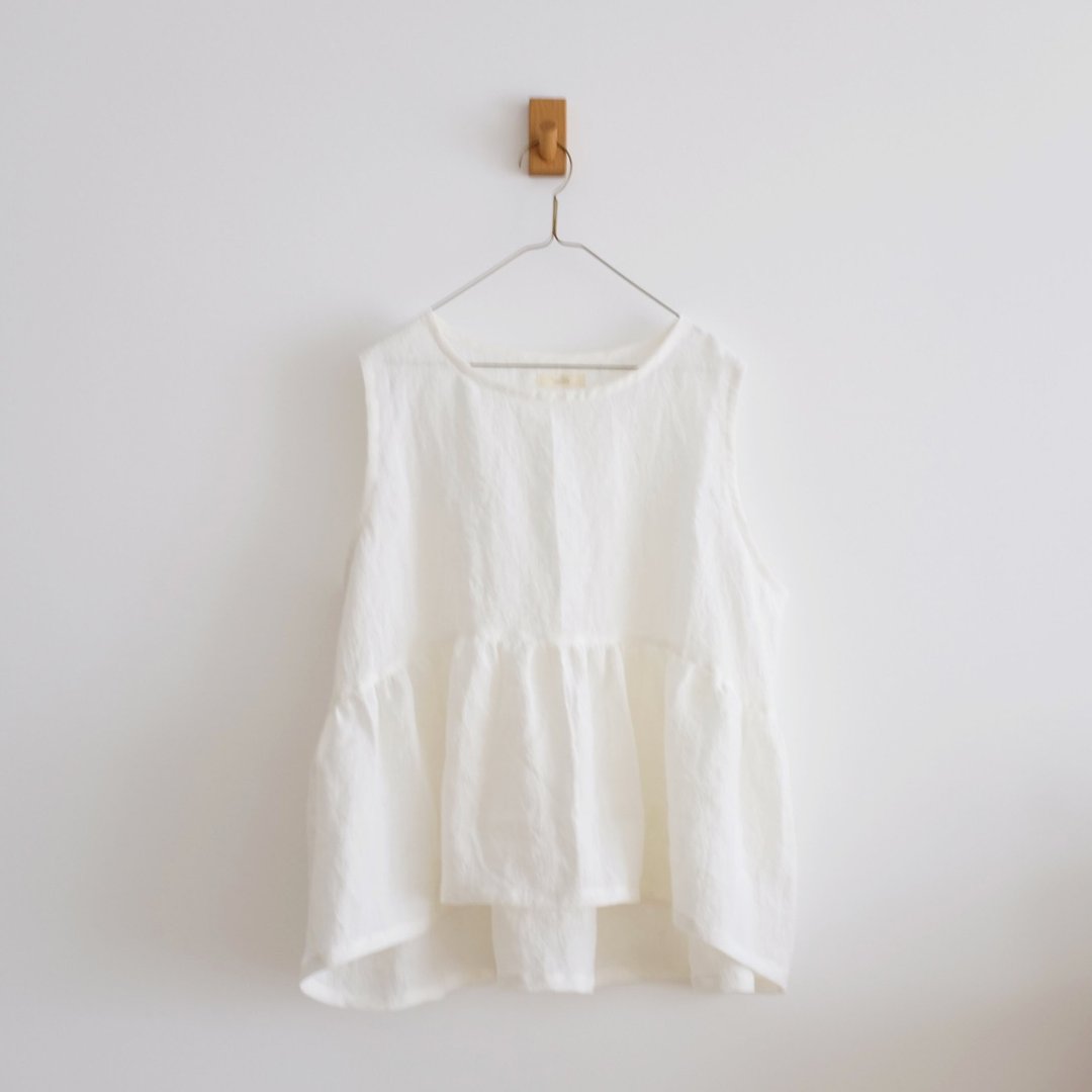 日常手作服 云朵白抓皱宽松背心 水洗亚麻 - 女装背心 - 棉 白色