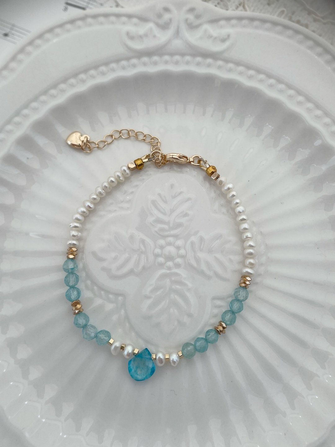 【泪光之海】14K 包金 珍珠 蓝托帕石 水滴 天然水晶 定制化 手链 - 手链/手环 - 水晶 蓝色