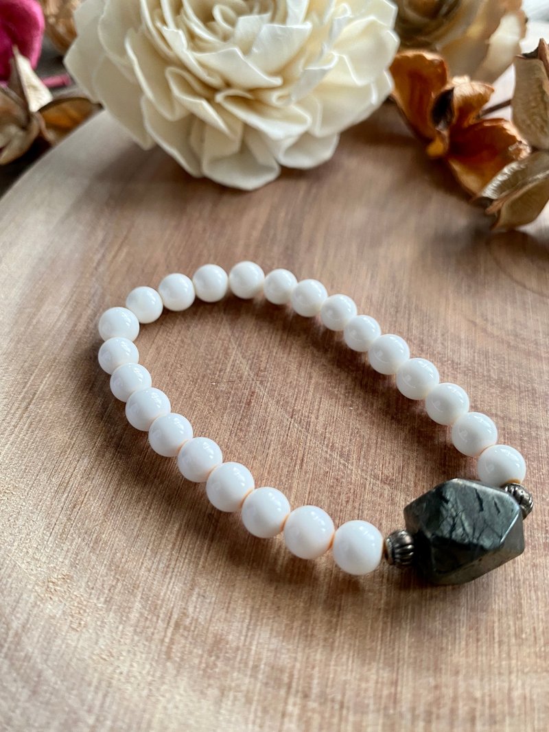 白砗磲黑珊瑚手链串 - 手链/手环 - 水晶 白色