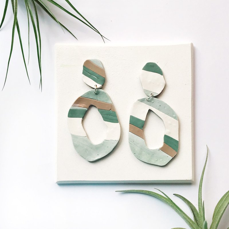 软陶耳环Clay earrings 绿-条纹设计款 - 耳环/耳夹 - 环保材料 绿色