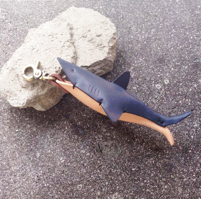 原创动物系列 鲨鱼(深海蓝鲨) 吊饰挂扣皮件皮雕 - 吊饰 - 真皮 蓝色