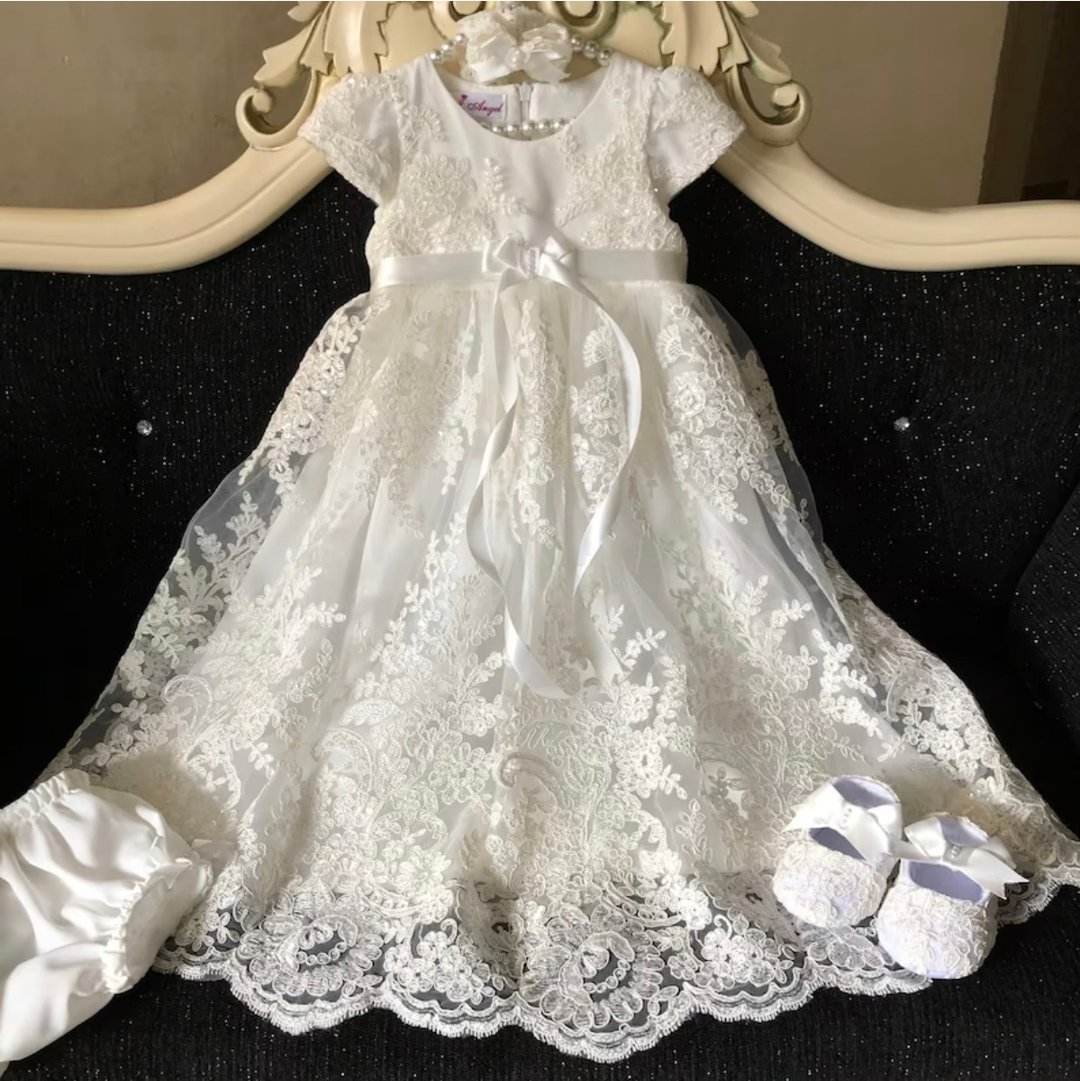 White clothing set for baby girl: dress, headband, panties and shoes. - 童装礼服/连衣裙 - 其他材质 白色