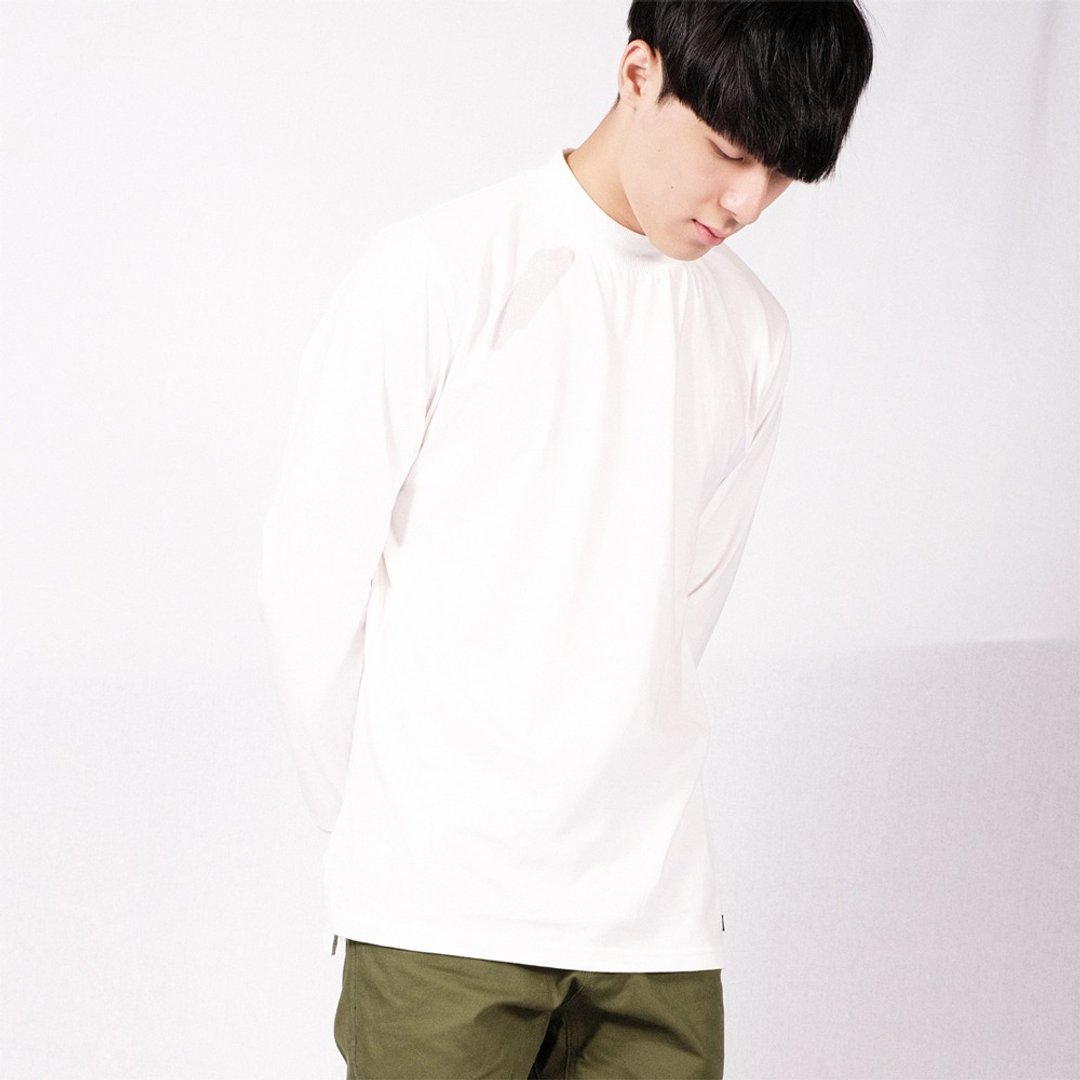 半高领长袖Tee Turtle Neck Tee /素色/简约 - 男装上衣/T 恤 - 棉．麻 白色