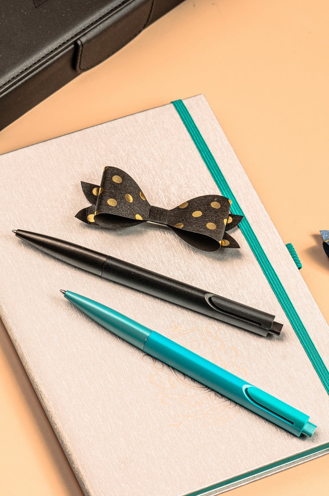 LAMY 原子笔 / noto 系列 - 283  -  black 极黑色  / 限量 - 圆珠笔/中性笔 - 塑料 黑色