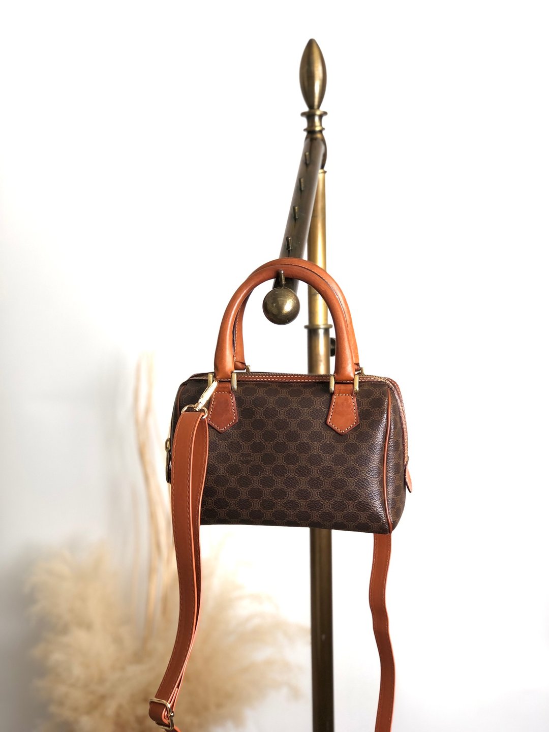 【 日本直送 名牌中古包 】CELINE  સělīne 凯旋门 侧肩包 棕色 PVC皮革 2WAY 迷你包 vintage nvyja5 - 侧背包/斜挎包 - 防水材质 咖啡色