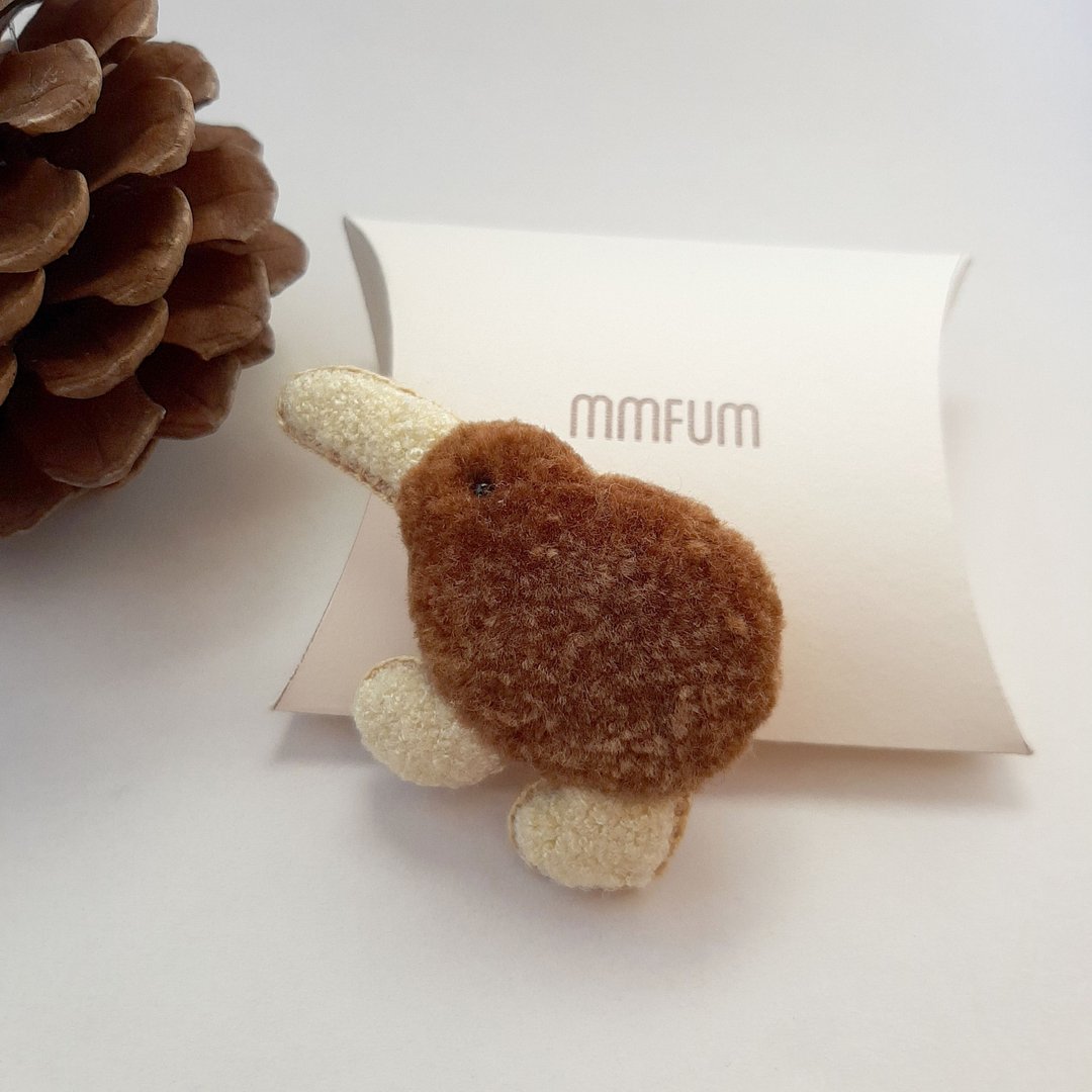 embroidery brooch / kiwi bird / kiwi - 胸针 - 羊毛 咖啡色