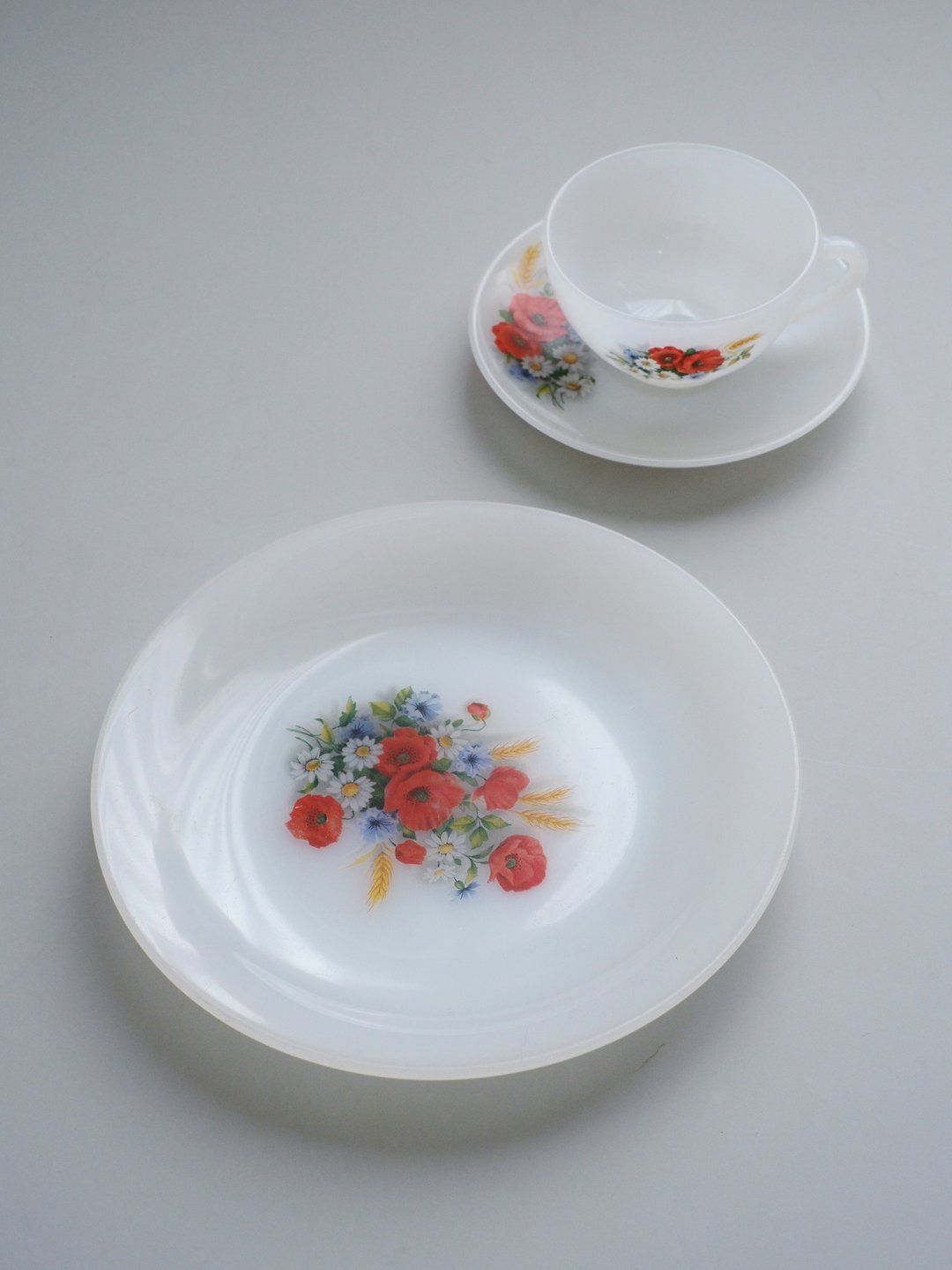 法国Arcopal Vintage套装杯连茶碟/中古/咖啡杯/餐具/甜点碟 - 玻璃杯 - 玻璃 多色