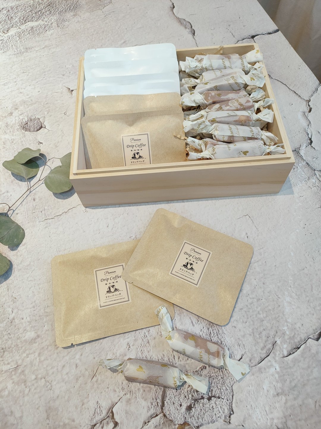 独家组合 挂耳咖啡 手工太妃糖 - 零食/点心 - 纸 白色