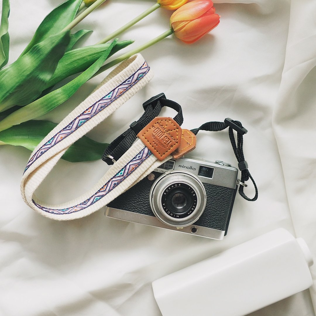 Pink Mini Native Wavy  / SMALL SIZE / CAMERA STRAP by YESIDID - 相机背带/脚架 - 人造皮革 粉红色
