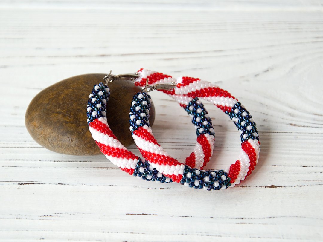 Bead crochet kit, Craft kit for adult, 4 of july hoop earrings, Jewelry making - 编织/刺绣/羊毛毡/裁缝 - 玻璃 红色