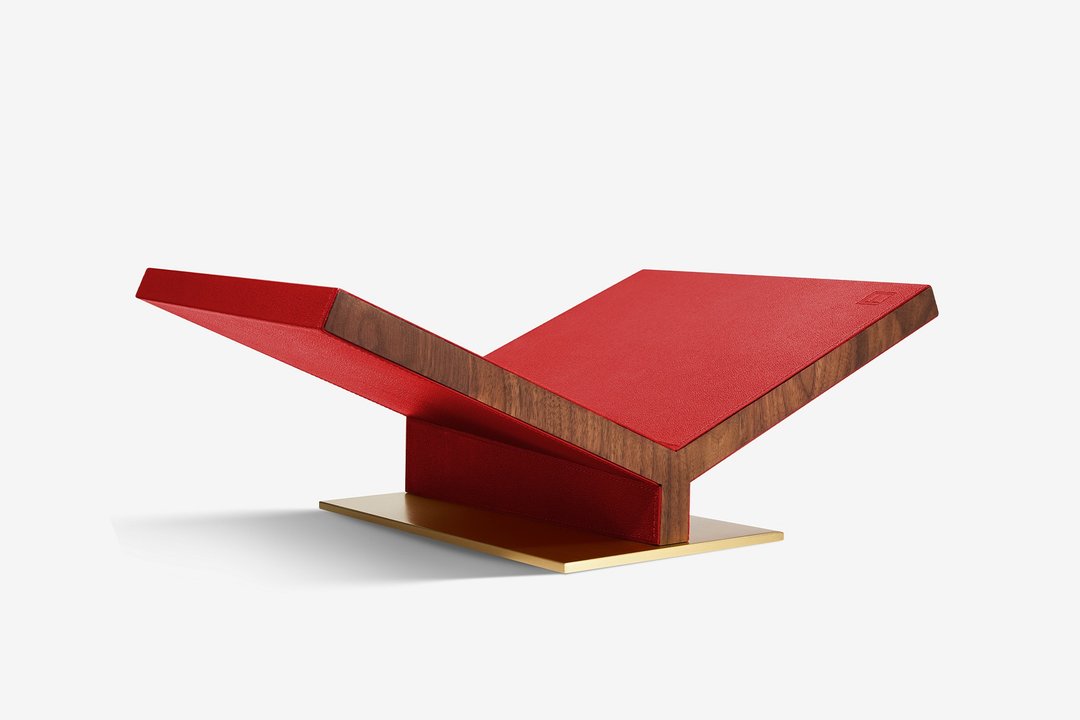 精装书架Collector Classic Bookstand - Red Peddled Leather - 书架/书挡 - 其他材质 