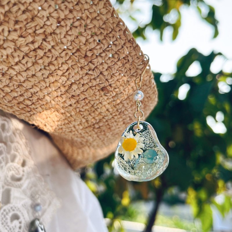 永生花 小小花耳饰 小星花圈 耳环 earring UV 树脂 - 耳环/耳夹 - 其他材质 