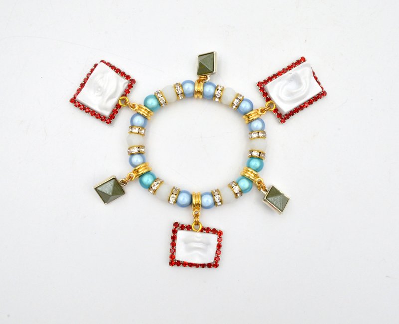 白色立体石膏相框单串手链 贝壳合成珍珠镀18K配件水晶石绕边装饰 - 手链/手环 - 其他材质 白色