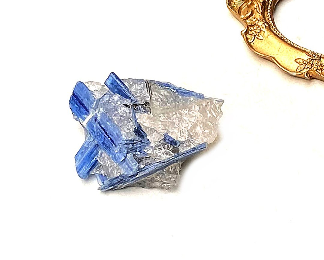天然原矿蓝晶石共生白水晶 办公室 居家 疗愈 摆件 可消磁手链 - 其他 - 水晶 多色