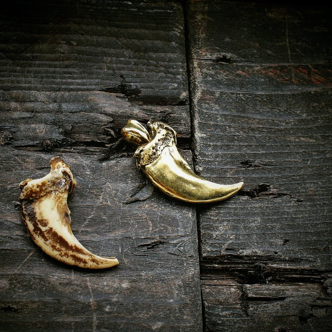 罴爪 黄铜单坠 brass Claw pendant - 项链 - 铜/黄铜 金色