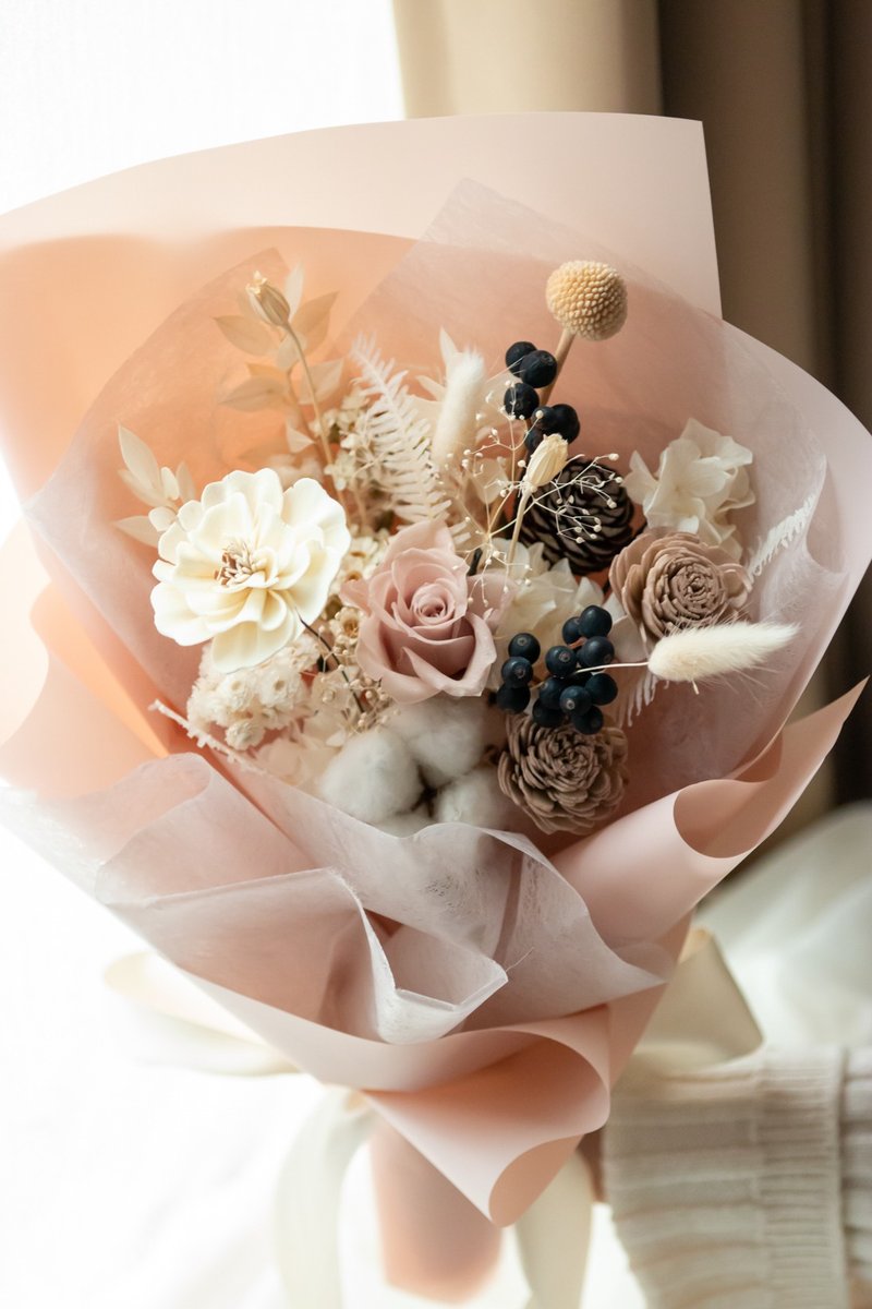 温暖 - 奶茶色花束 | 永生花礼 | 生日礼物 | 情人节礼物(附提袋) - 摆饰 - 植物．花 