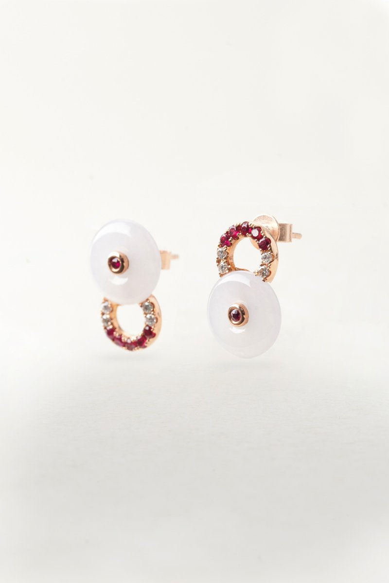 唯一 – 18K玫瑰金白冰翡翠怀古耳环配红宝石白钻石 - 耳环/耳夹 - 玉石 