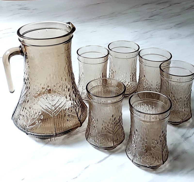 1960's 欧洲八角树林浮雕 • 淡咖啡色 • 厚料玻璃水壶杯组 - 玻璃杯 - 玻璃 