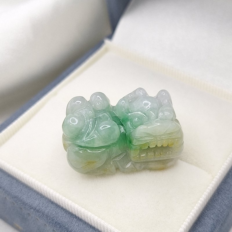 缅料 三彩 霸王貔貅 咬偏财 吊坠 手牌  | 天然缅甸玉A货翡翠 - 项链 - 玉石 