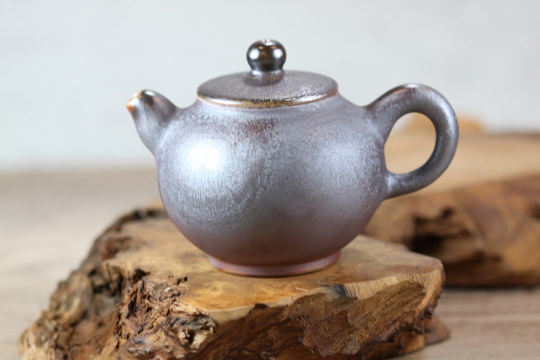 【沐春生活】260ml 天然落灰 柴烧茶壶 莺歌名家叶敏祥手作 - 茶具/茶杯 - 瓷 