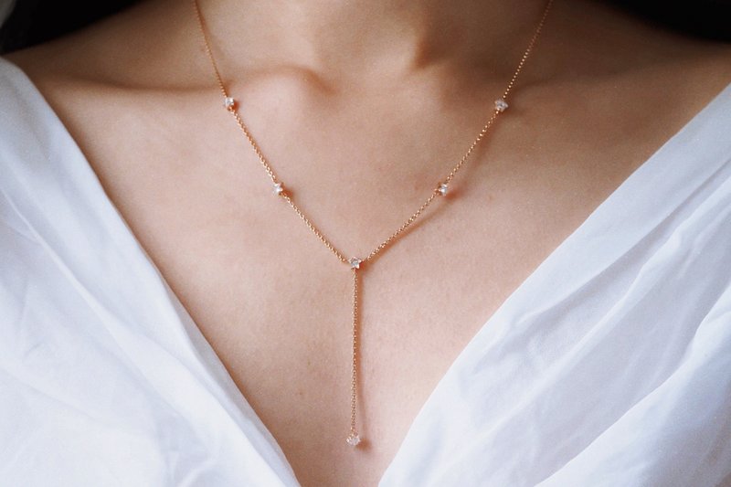 星河锆石彩石 银镀14K金 拉索颈链 - 项链 - 纯银 金色