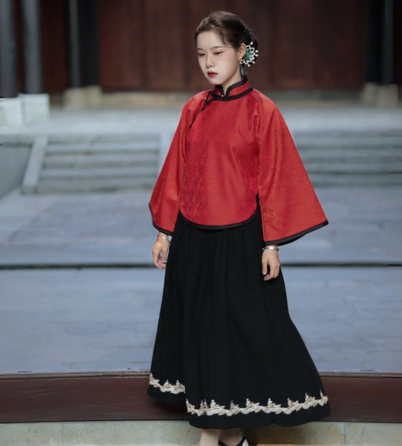 年年景復古上衣 / 大紅織金提花加絨款 / 倒大袖全開襟民國風 - 女装上衣 - 其他材质 红色