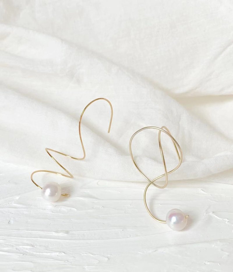 軌跡 不規則彎彎繞耳環 不對稱設計 天然珍珠 - 耳环/耳夹 - 珍珠 