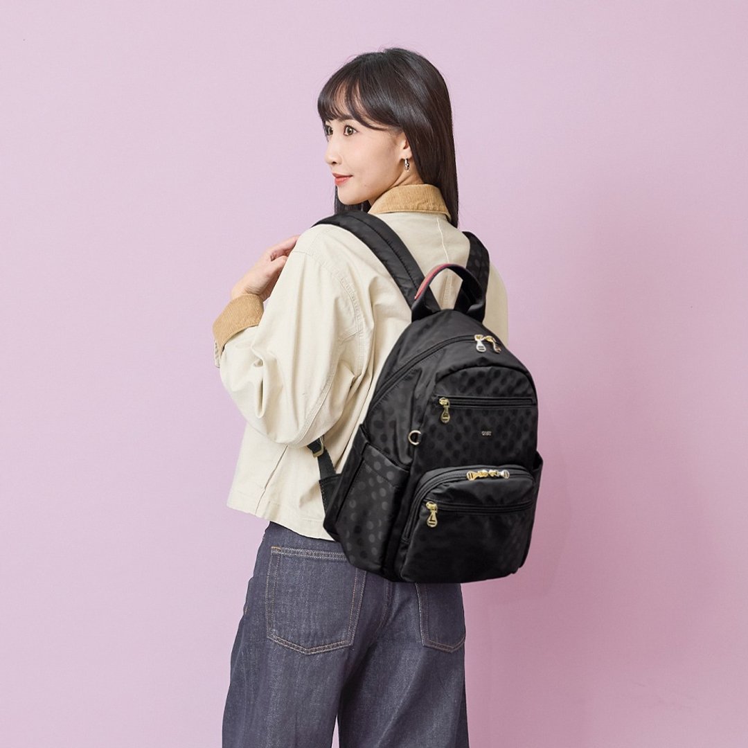 (普普黑附胸扣)必buy宽侧袋旅行休闲后背包03531P - 后背包/双肩包 - 尼龙 黑色