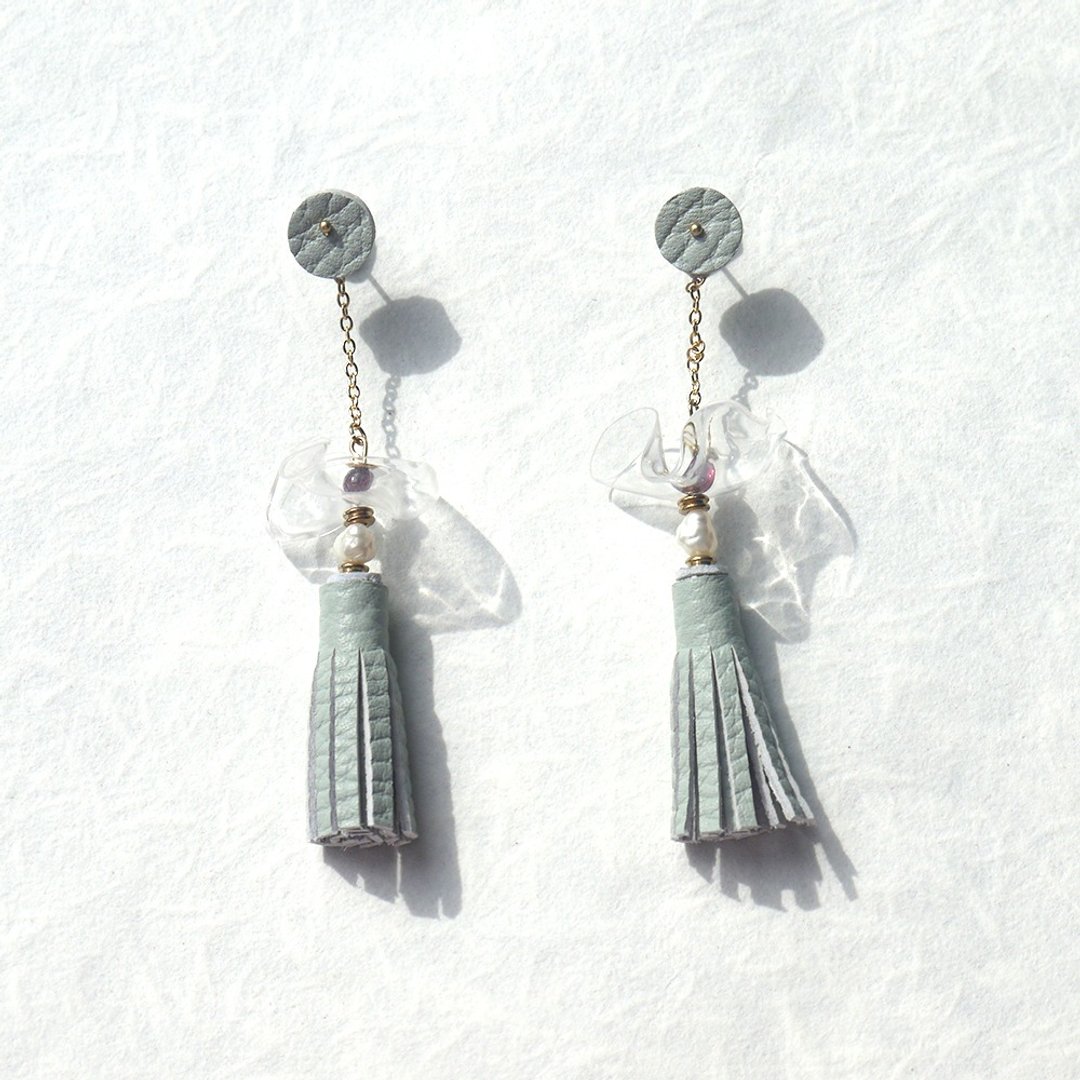 <水波系列>Belinda贝琳达/轻耳环/耳针/轻首饰/earring/accessories - 耳环/耳夹 - 真皮 蓝色
