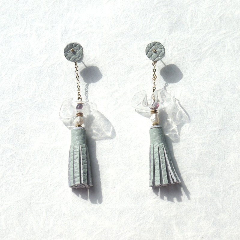 <水波系列>Belinda贝琳达/轻耳环/耳针/轻首饰/earring/accessories - 耳环/耳夹 - 真皮 蓝色