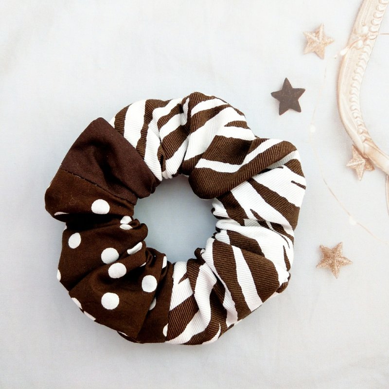 热可可斑马纹。手工甜甜圈发束 大肠圈 - 发饰 - 棉．麻 咖啡色