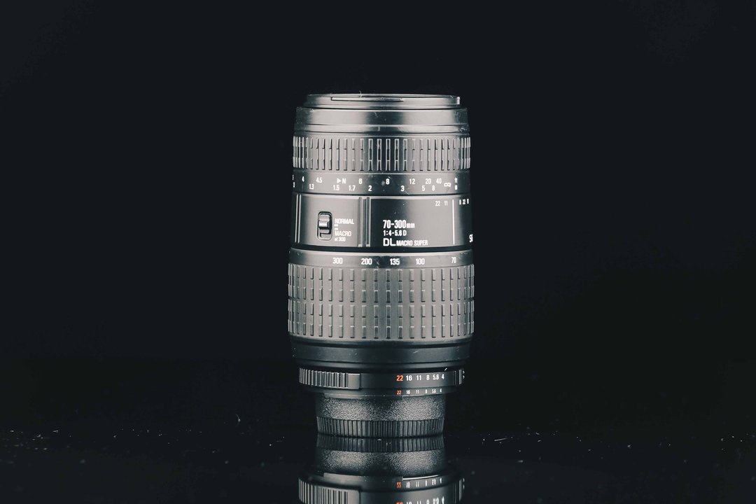 Sigma DL MACRO 70-300mm F=4-5.6D For NIKON #4895 #相机镜头 - 相机 - 其他金属 