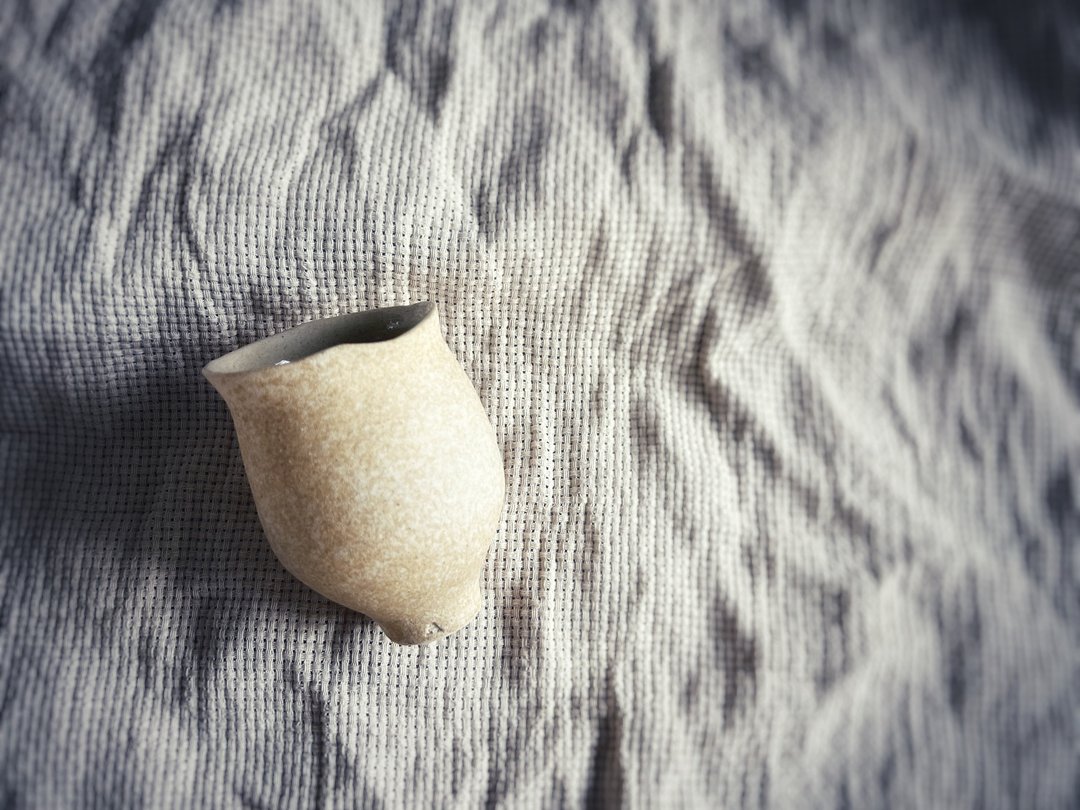 野兽胖肚小茶杯・闻香杯 / 浪口铭黄 - 茶具/茶杯 - 陶 黄色