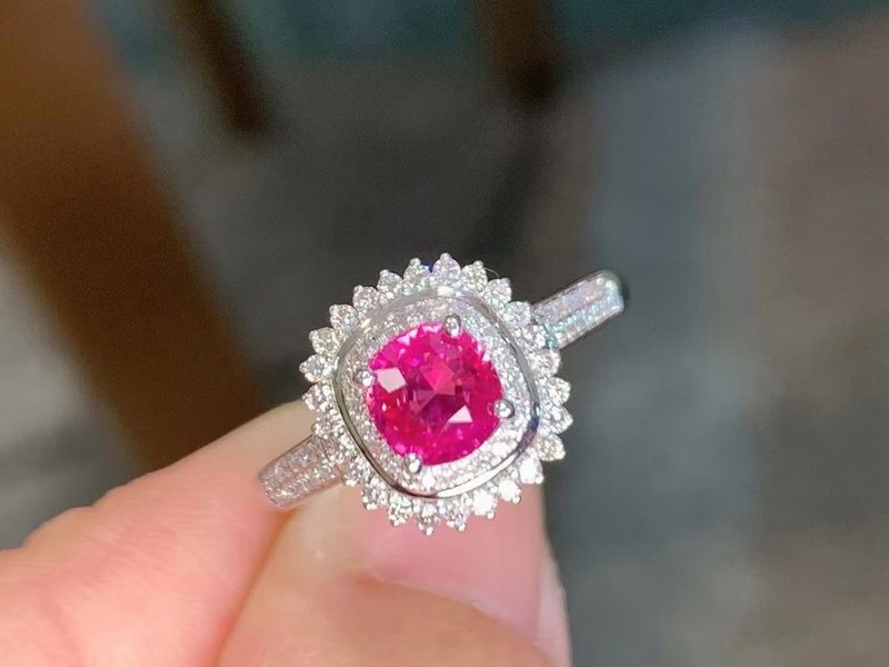 天然無燒粉色藍寶石戒指1.1克拉(藍寶石.紅寶石.碧璽.尖晶石) - 戒指 - 宝石 