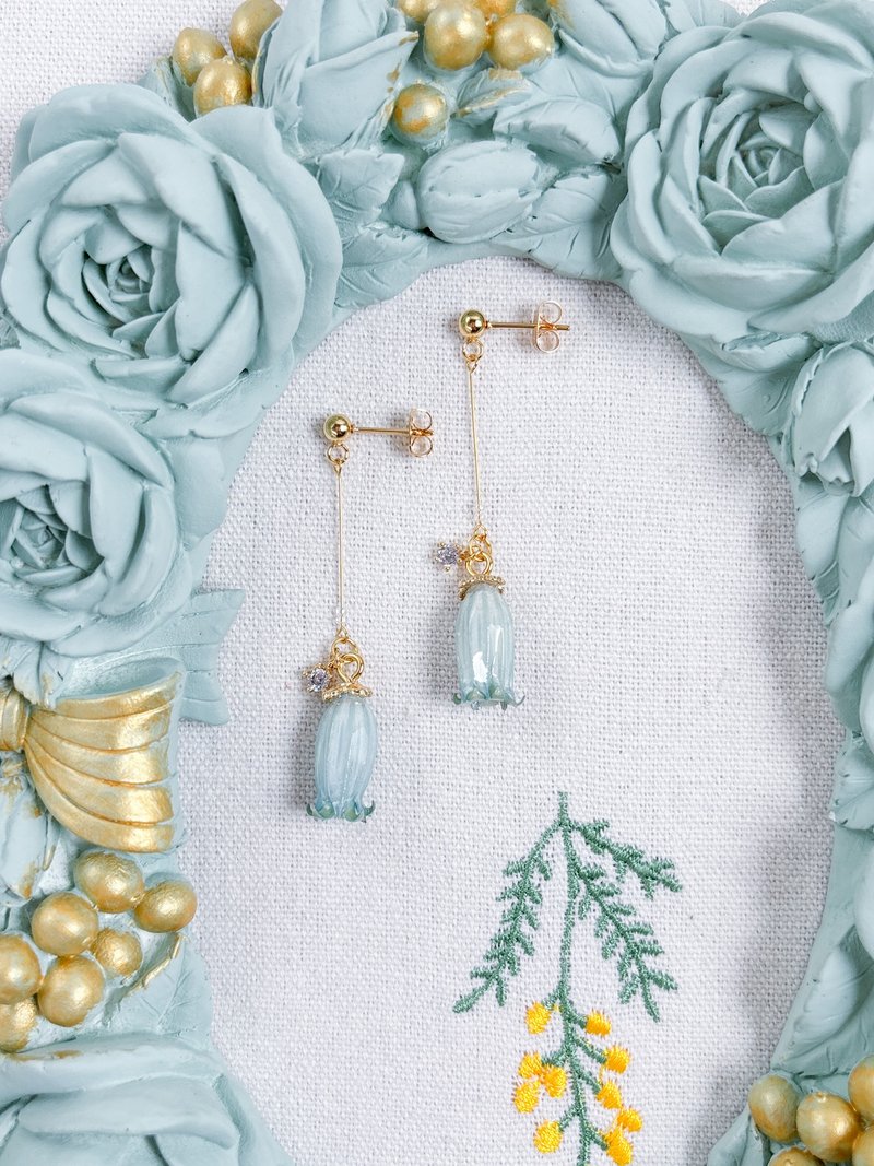 永生花-铃兰花-佛罗伦萨-长版水钻耳环 - 耳环/耳夹 - 植物．花 多色