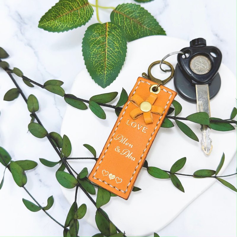 【送你一朵不会凋谢的花】花花皮革吊饰情人节礼盒/真皮钥匙圈 - 钥匙链/钥匙包 - 真皮 红色