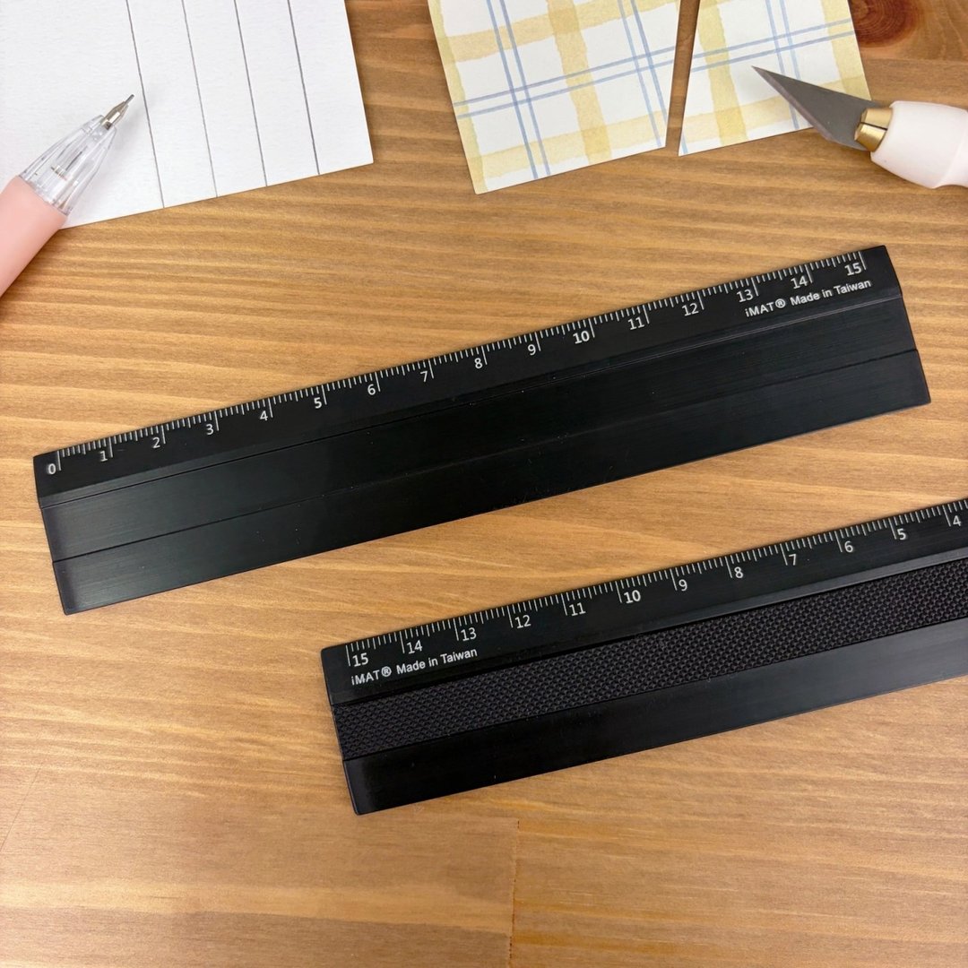 iMAT 瞬滑瞬止尺 15cm 黑 切割/画线/撕纸/写字 辅助工具 附止滑条 - 其他 - 其他材质 黑色