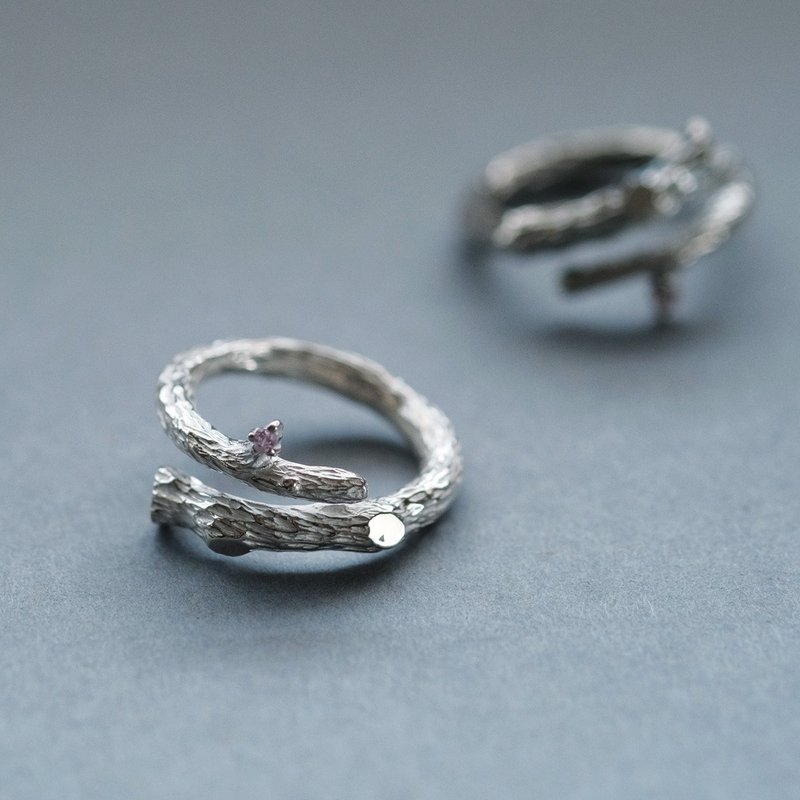 2件套）粗犷的一对花痴盛开在古老的树环上，银925 - 戒指 - 银 银色