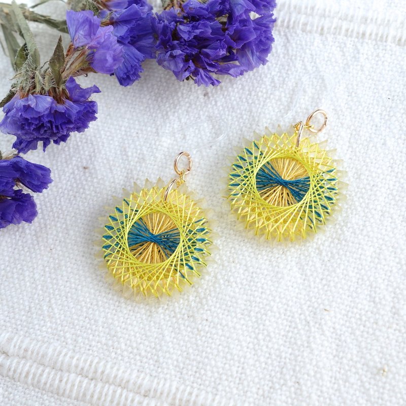 【盛夏花园】日本绢丝轻量耳环 | 活力维他命配色 夏日手作几何美 - 耳环/耳夹 - 丝．绢 黄色