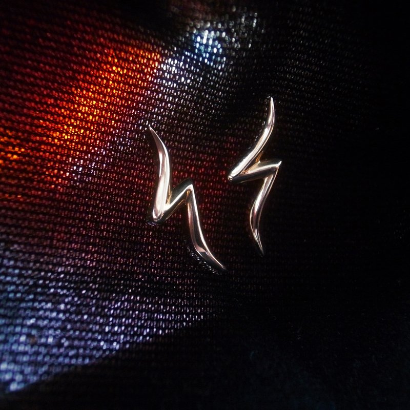 直观系列【誓约】925纯银耳饰/耳钉(单个) |闪电 情人节祝福礼物 - 耳环/耳夹 - 纯银 银色