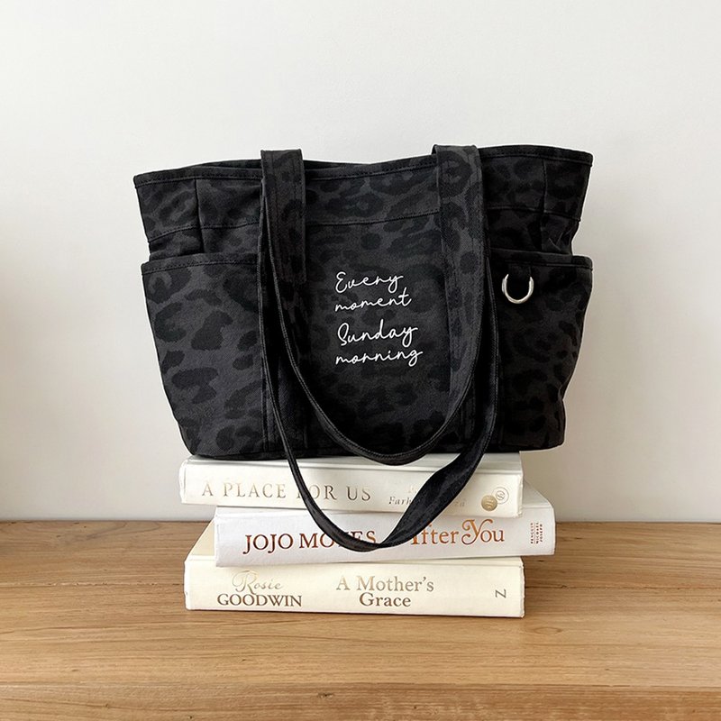 Day pocket 侧肩包_豹纹 - 手提包/手提袋 - 其他材质 多色