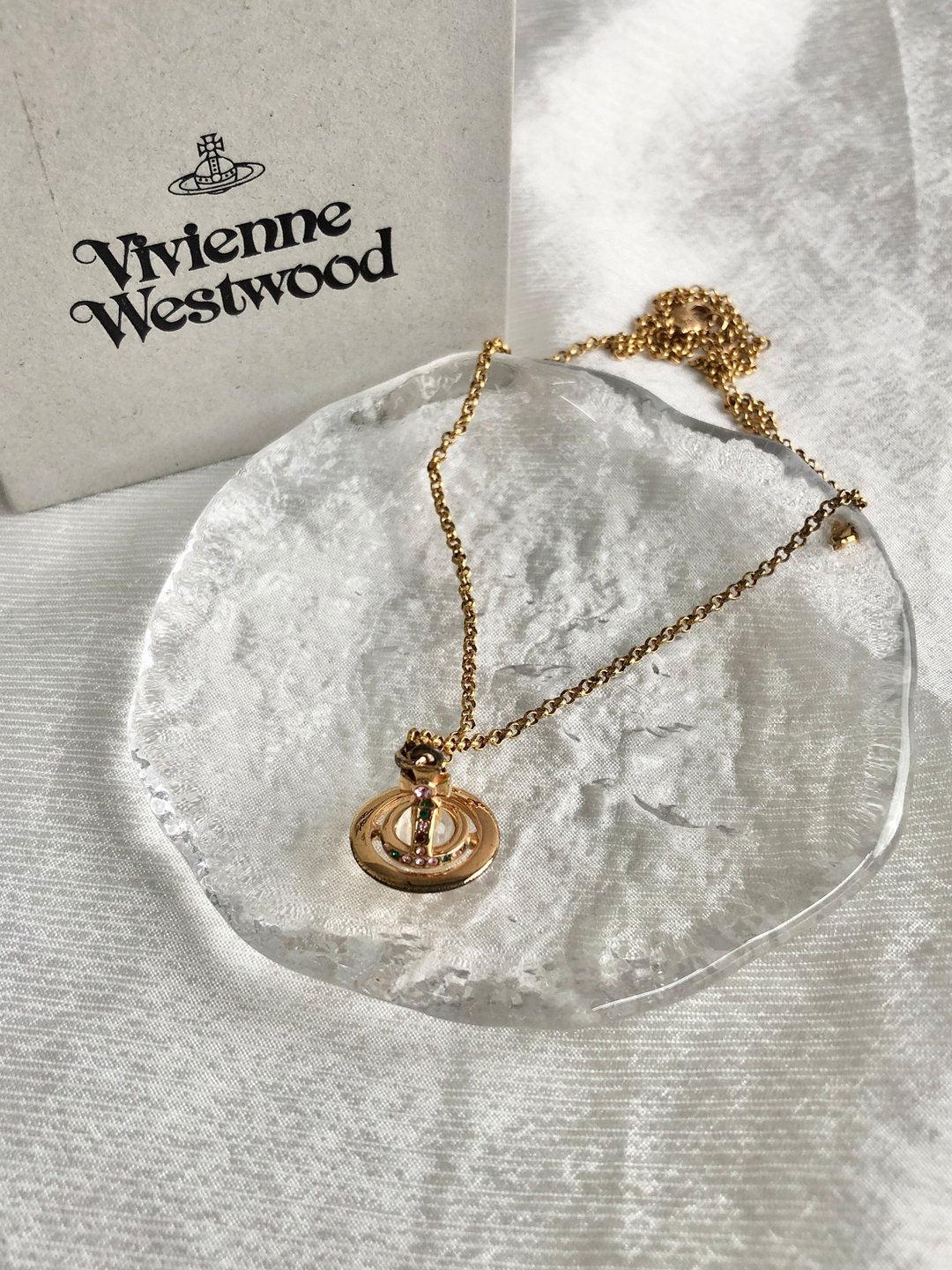 【VintageShop solo 日本直送中古包专卖店】Vivienne Westwood 薇薇安 经典项链 Orb 复古 drj2s4 - 项链 - 其他材质 金色