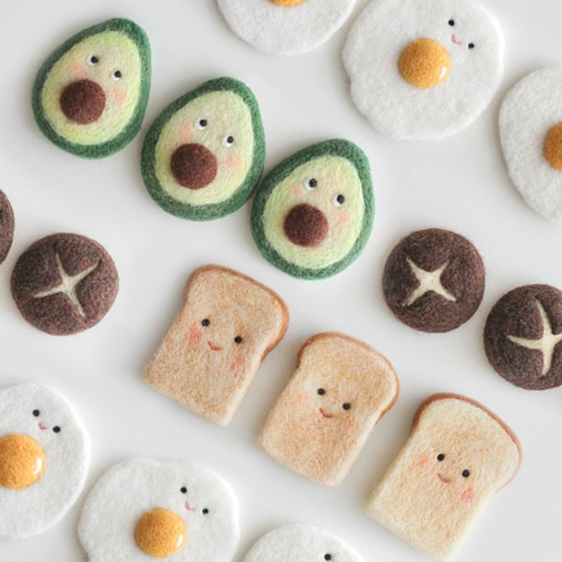羊毛氈手作 早餐系列 吐司香菇荷包蛋牛油果 原創手工磁鐵飾品 - 冰箱贴/磁贴 - 羊毛 多色