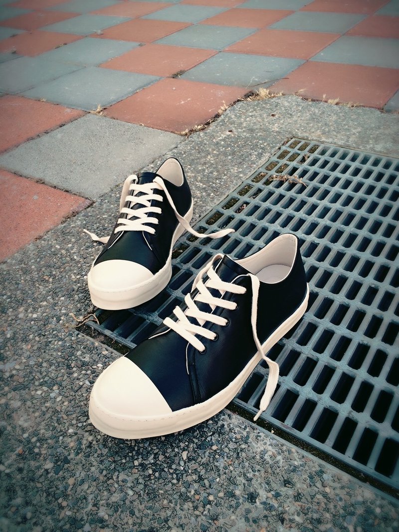 C2轻便鞋款 - 城市旅鞋更要好穿,纯色百搭<<Light Travel>> - 女款休闲鞋 - 真皮 黑色