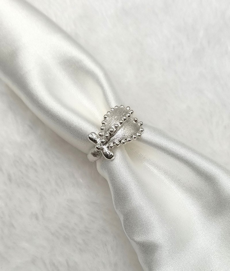 银龟子戒指 / 925纯银戒指 / 纯手工制作 - 戒指 - 纯银 银色