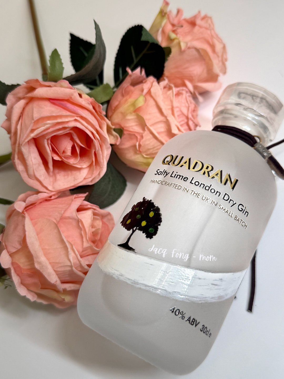 【定制化】文字雕刻酒樽 和觉 Gin 酒 咸柠琴酒 送礼礼物 周年纪念 - 酒类 - 玻璃 白色